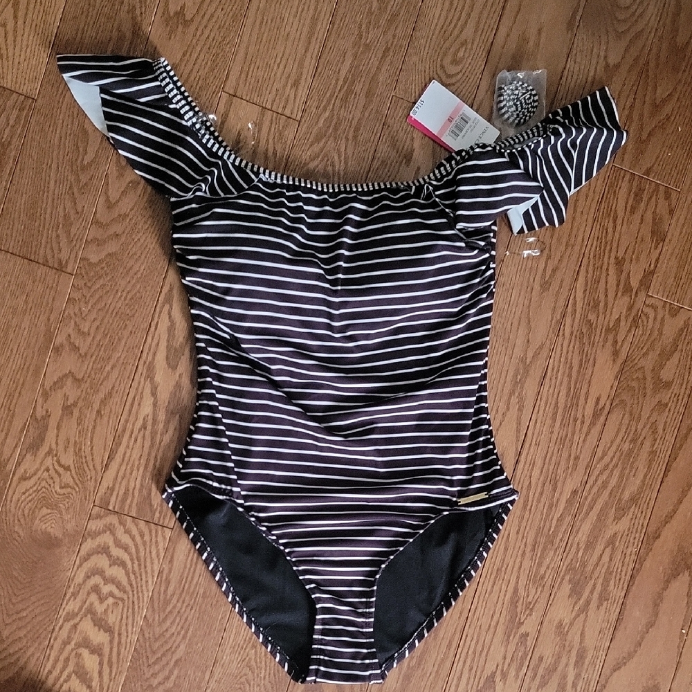 Vince Camuto NWT Striped Ruffle Off The Shoukder One Piece
